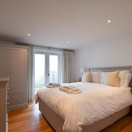 Whispers - 4 Bedroom Modern Family Holiday Home In Salcombe Sleeps 8 Extérieur photo