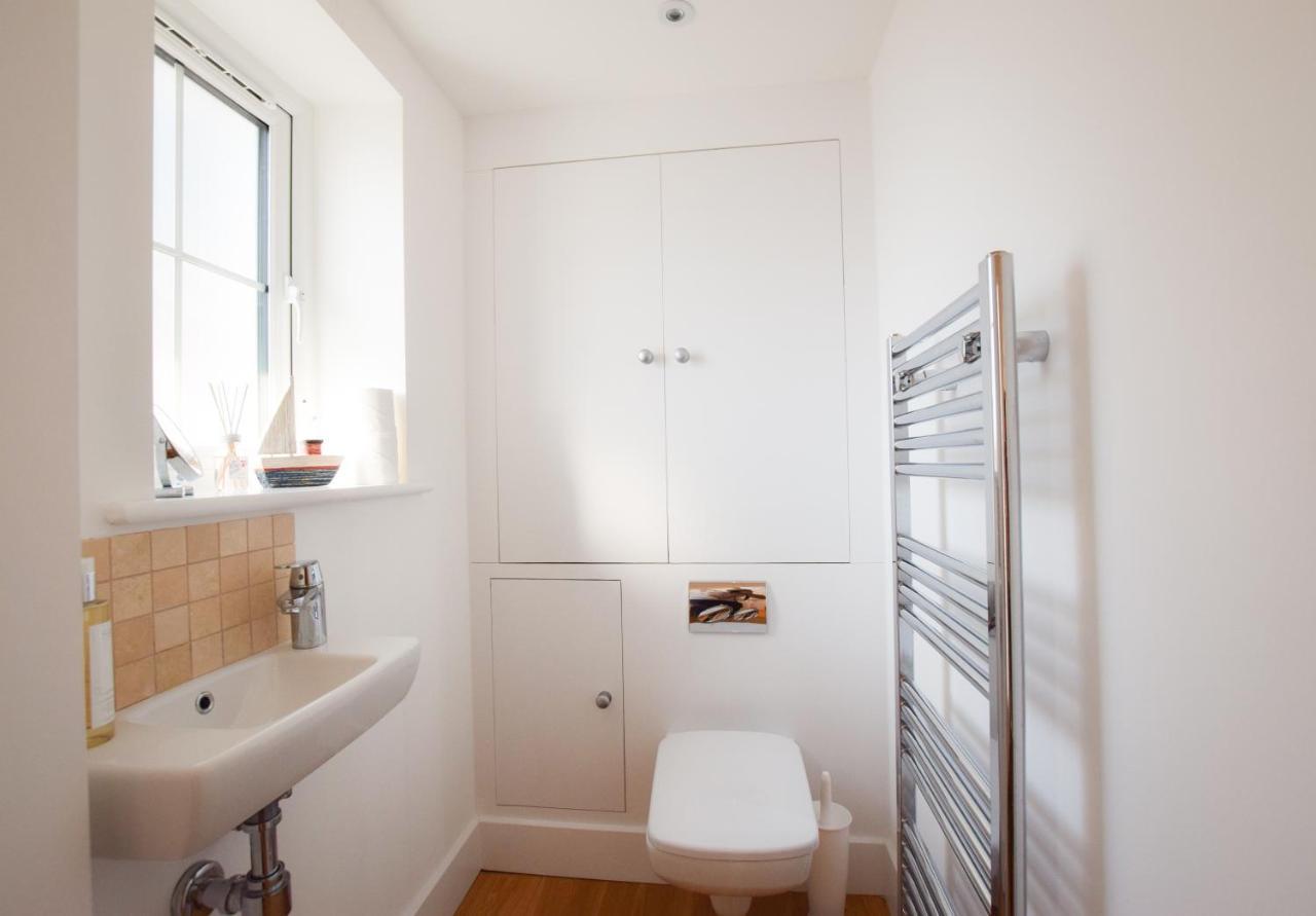 Whispers - 4 Bedroom Modern Family Holiday Home In Salcombe Sleeps 8 Extérieur photo