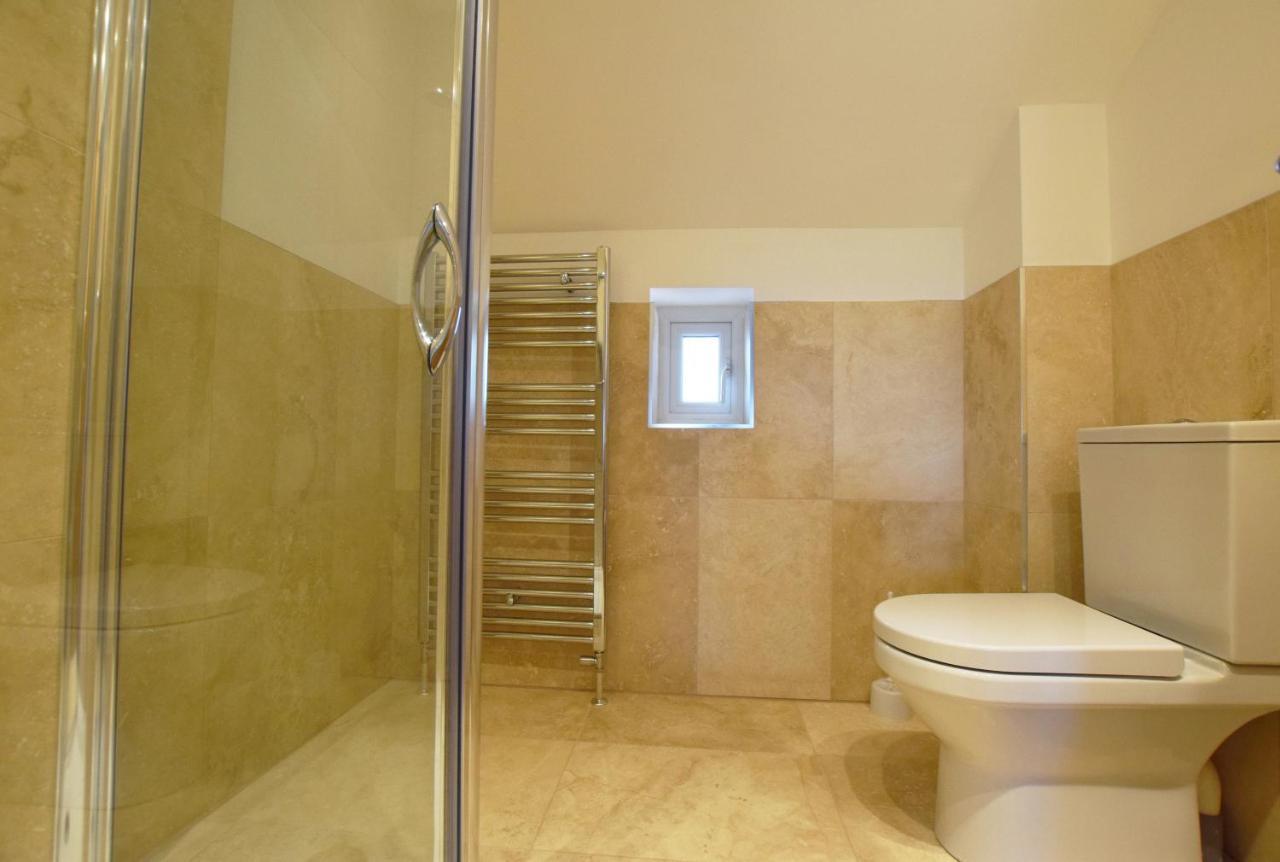 Whispers - 4 Bedroom Modern Family Holiday Home In Salcombe Sleeps 8 Extérieur photo